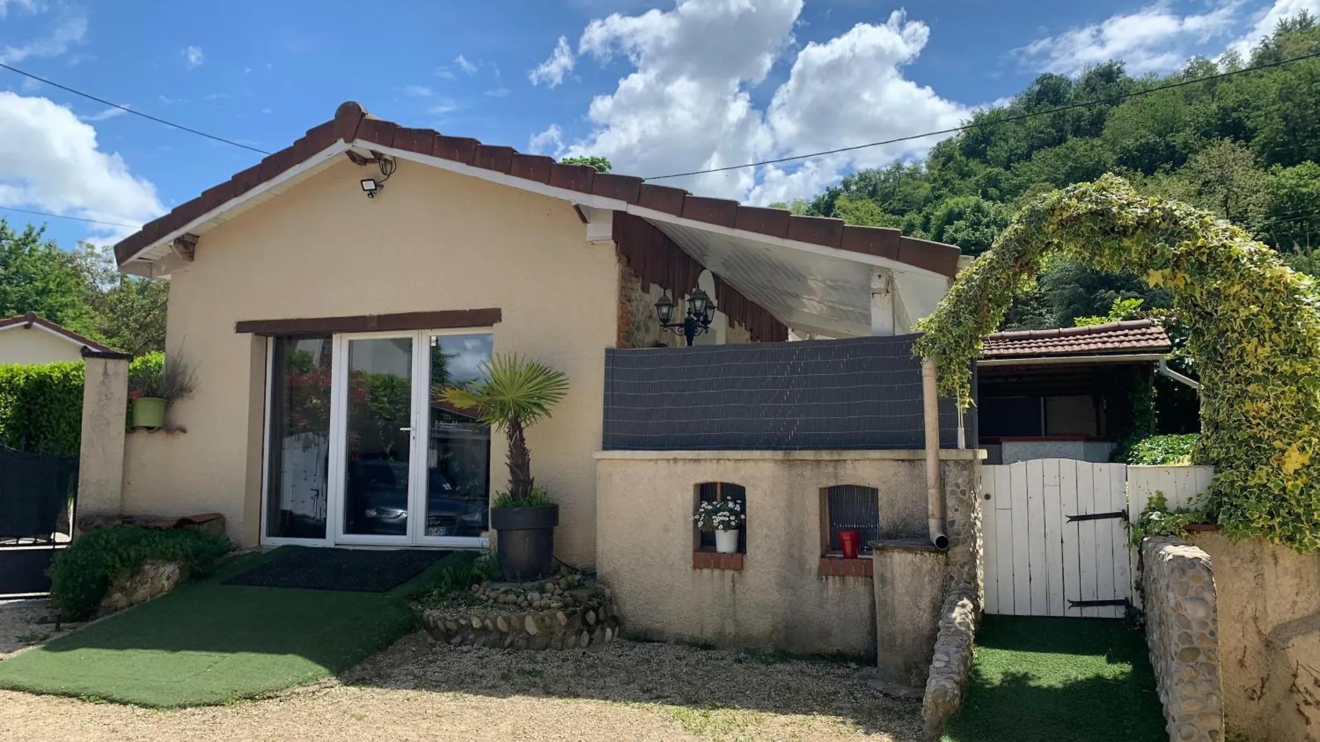 La Bergerie Apartment Thodure